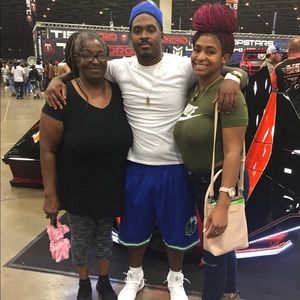 Meet your Posher, Pat